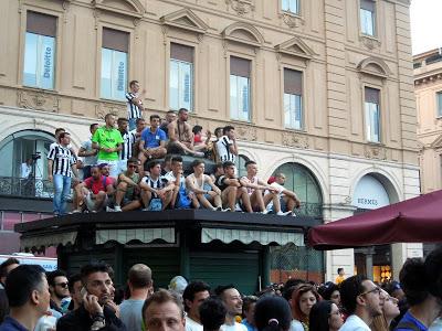 La festa (mancata) in piazza San Carlo.