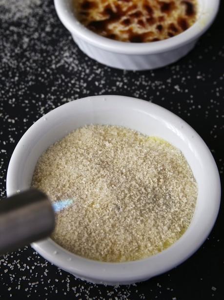 La crema catalana: croccante fuori morbida dentro