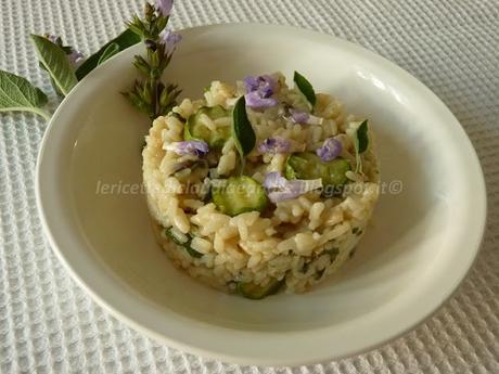 Risotto con zucchine e salvia