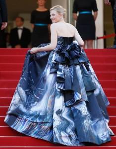 Cannes 2015 Cate Blanchette mamme a spillo