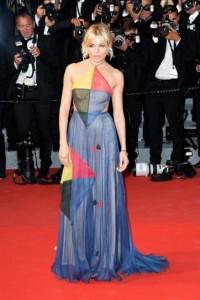 Cannes-2015 Sienna Miller mamme a spillo