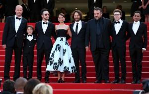 Cannes cast Natalie Portman mamme a spillo