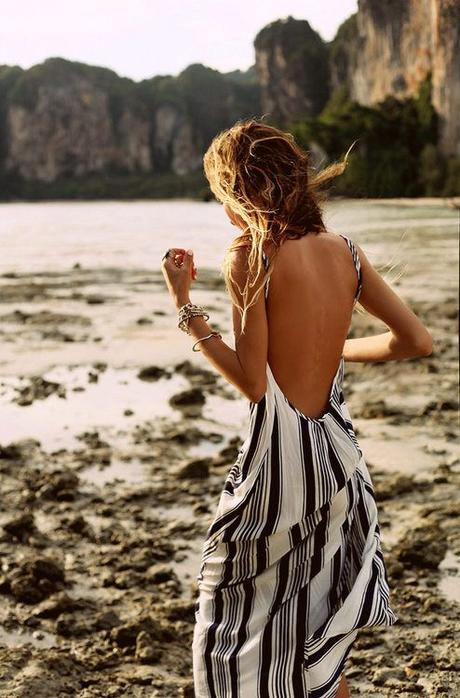 SUMMER IN BLACK AND WHITE