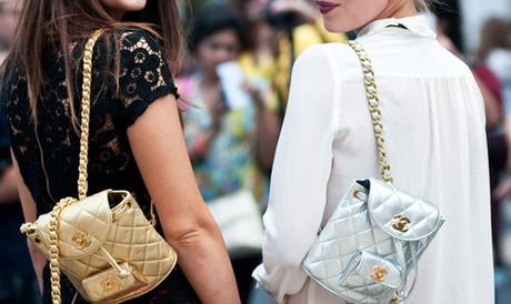 SUMMER IN BLACK AND WHITE