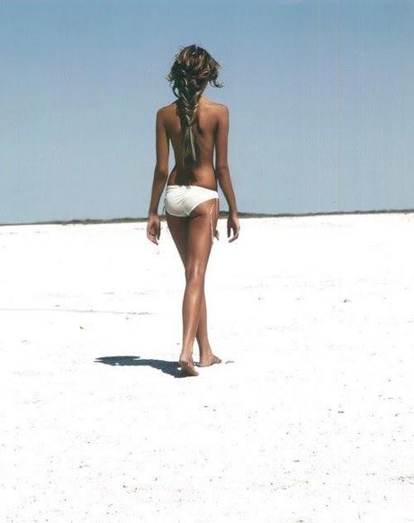 SUMMER IN BLACK AND WHITE