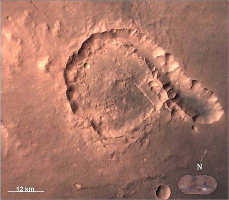Il cratere da impatto Pital, nella regione Ophir Planum, fotografato dalla Mars Color Camera il 23 aprile 2015 da 808 km. Crediti: ISRO