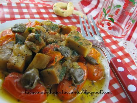 Spezzatino di seitan con pomodorini e capperi  / Stew seitan with tomatoes and capers