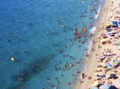 spiagge affollate mondo napoletana