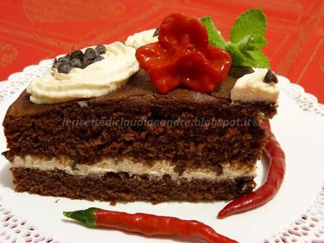 Torta al peperoncino, cioccolato, crema al mascarpone e paprika