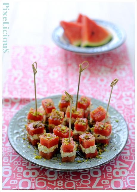 Spiedini di Cocomero e Robiola alla Menta con Aceto Balsamico e Pistacchi