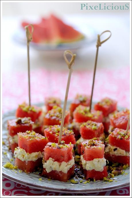 Spiedini di Cocomero e Robiola alla Menta con Aceto Balsamico e Pistacchi