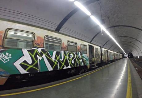 Delirio vandalismo. Ora i criminali (già indagati) cambiano nome. Pensavate di esservi liberati dello sfigato vandaletto BOSI? Eh no, non si è mai fermato e ora si firma MUEH