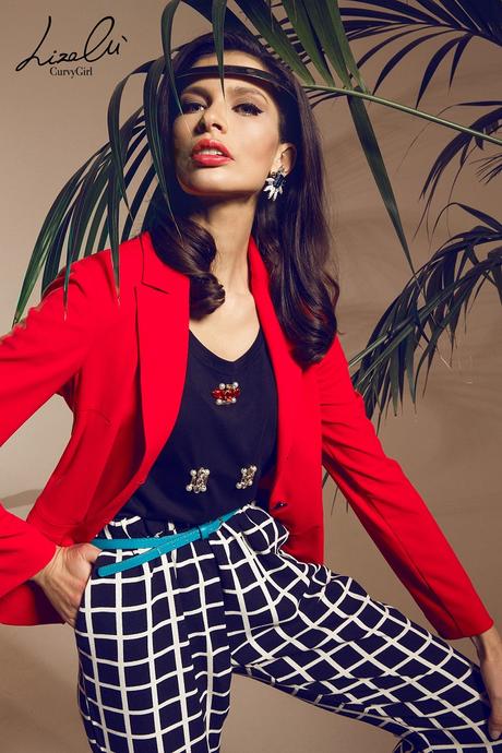 Eleganza Chic con Lizalù: la femminilità Curvy prende forma