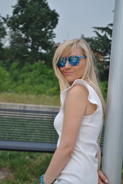 mariafelicia magno fashion blogger colorblock by felym fashion blog italiani blog di moda milano capelli biondi capelli lisci ragazze bionde blonde hair blonde girls excape sunglasses 