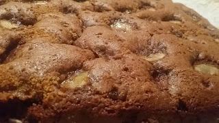 Torta di albumi al cacao e banane