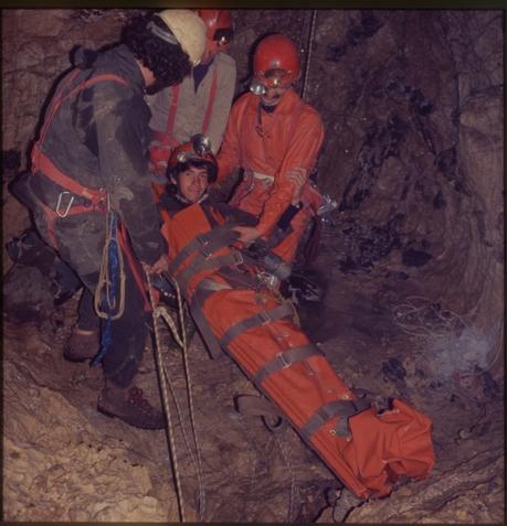 Storia e storie del Soccorso Speleologico