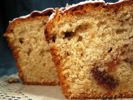 Plum cake allo yogurt e caffè d'orzo