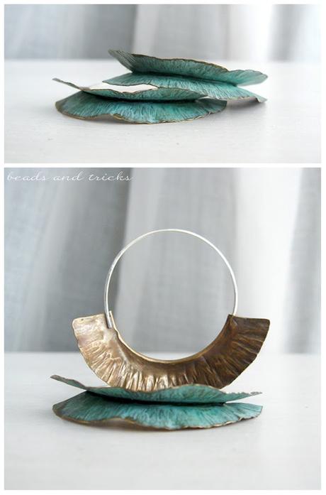 Orecchini ottone similoro e argento con patina verde