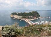 suicida lanciandosi Parco Virgiliano