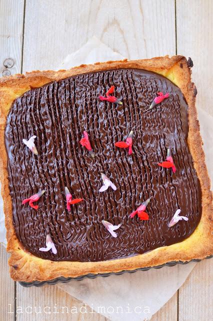 CARAMEL AND CHOCOLATE TARTS