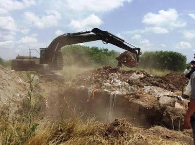 «Qui 2 milioni di metri cubi di veleni». Costa: più grande discarica d’Europa