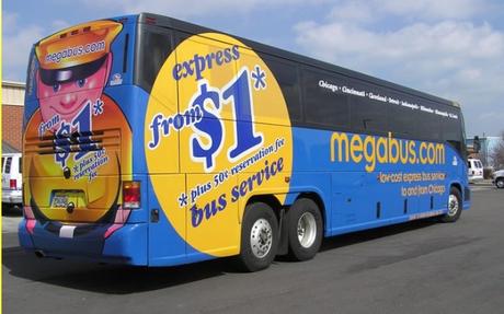 Megabus: arrivano a Napoli i bus turistici low cost