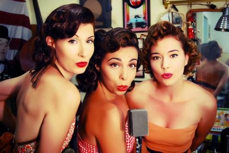 LADYVETTE a La Tognazza al Douze Ironia in abiti Vintage, a ritmo di swing