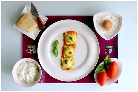 Ravioli Ripieni di Parmigiano Reggiano e Stracciatella di Bufala su Crema di Pomodori Freschi