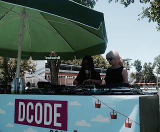 DCODE 2015: novitá e pool party