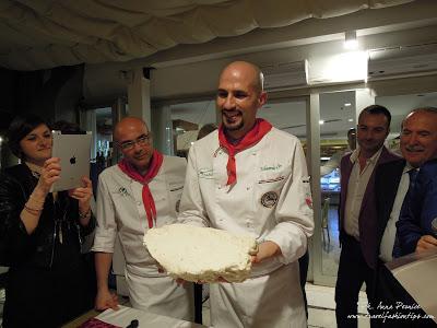 Alla Pizzeria del Pino la nuova farina “LaNapoletana” DallaGiovanna