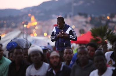Aumentano i migranti a Ventimiglia, a una settimana di blocco francese