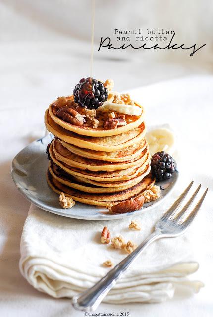 Pancakes alla ricotta e burro di arachidi | Ricotta and Peanut Butter Pancakes