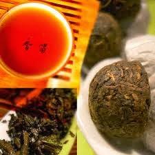 Pu-Erh il naturale bruciagrassi, in una tazza di tè