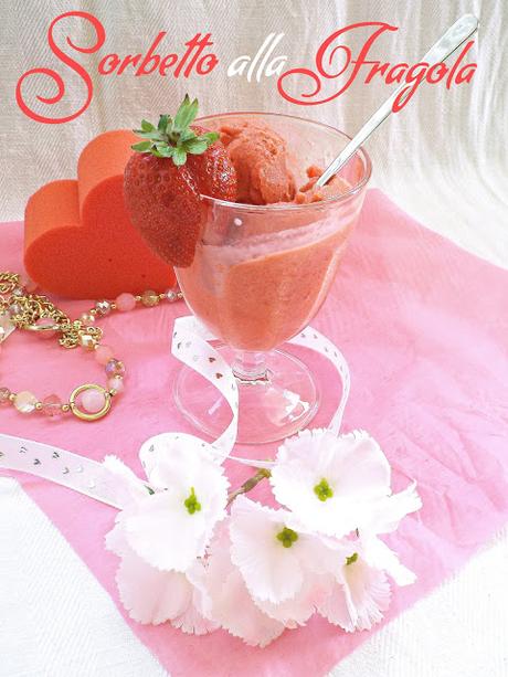 Sorbetto alla fragola e cannella (low fat)