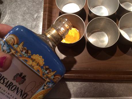 PANNA COTTA CON SALSA E FRAGOLE FRESCHE