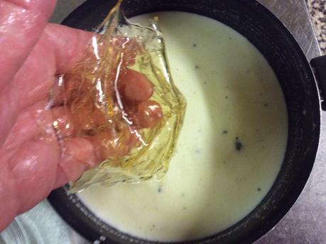 PANNA COTTA CON SALSA E FRAGOLE FRESCHE