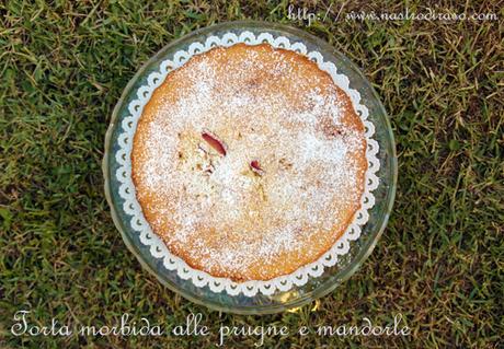 Torta di prugne e mandorle