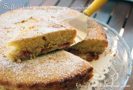 Torta di prugne e mandorle