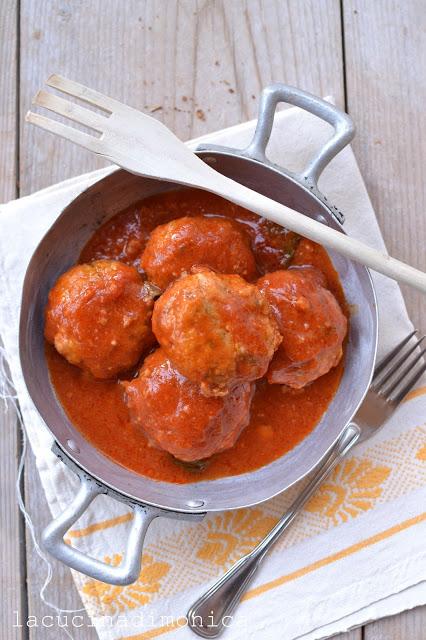 polpette di carne in salsa di pomodoro