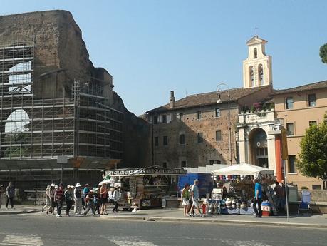 Un sabato ai Fori Imperiali e tante, tantissime domande che non avranno mai risposta. Proviamo a replicare noi!?