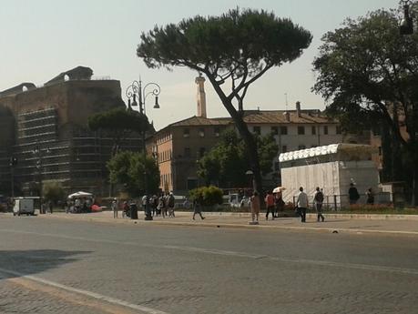 Un sabato ai Fori Imperiali e tante, tantissime domande che non avranno mai risposta. Proviamo a replicare noi!?