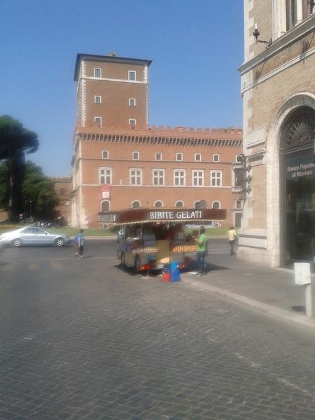 Un sabato ai Fori Imperiali e tante, tantissime domande che non avranno mai risposta. Proviamo a replicare noi!?