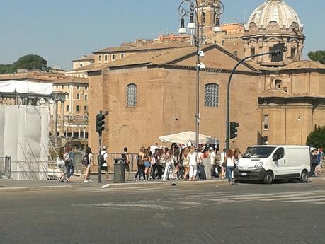 Un sabato ai Fori Imperiali e tante, tantissime domande che non avranno mai risposta. Proviamo a replicare noi!?