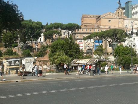 Un sabato ai Fori Imperiali e tante, tantissime domande che non avranno mai risposta. Proviamo a replicare noi!?