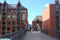 Amburgo: Gotico, mattoni rossi e un porto senza mare
