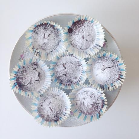 Muffin al cacao con gocce di cioccolato