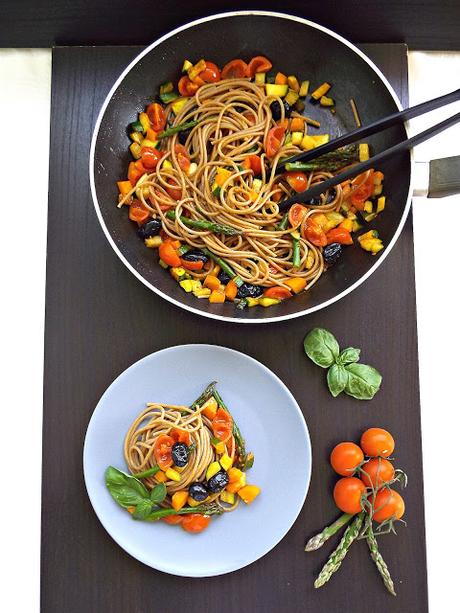 Spaghetti alle verdure croccanti