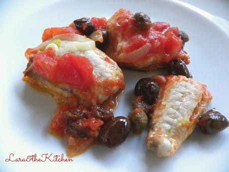 GALLINELLA AL POMODORO CON UVETTA SULTANINA