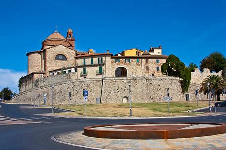 Pace e meraviglia sul lago Trasimeno, tesoro incantato dell’Umbria