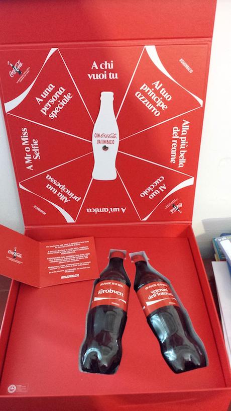 Coca Cola #Daiunbacio - nuovo mailing a influencer
